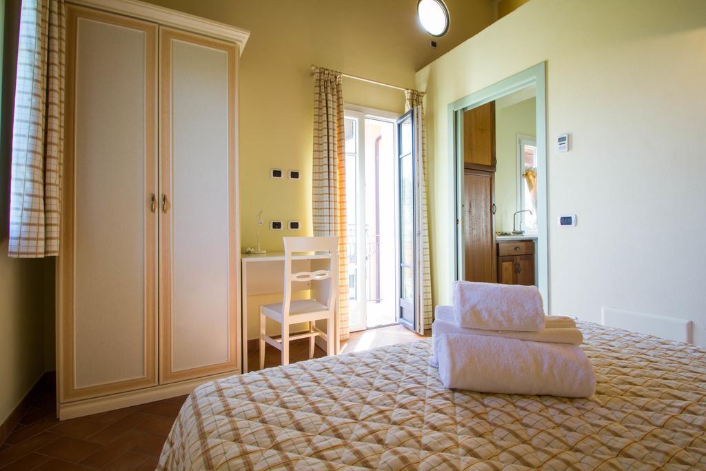 Agriturismo Ada Musso Ss Diano Borello Room photo